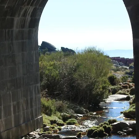 Cota 1500 - Chale 51 - Dağ evi Penhas da Saúde